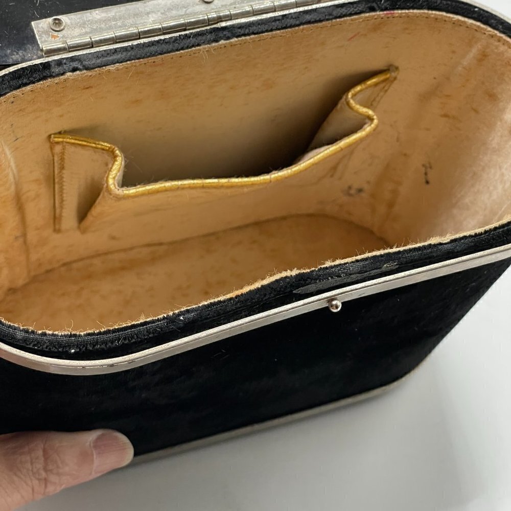 Vintage Black Velvet Hard Sided Box Oval Single Handle Hinged Evening Mini Bag - Picture 8 of 8